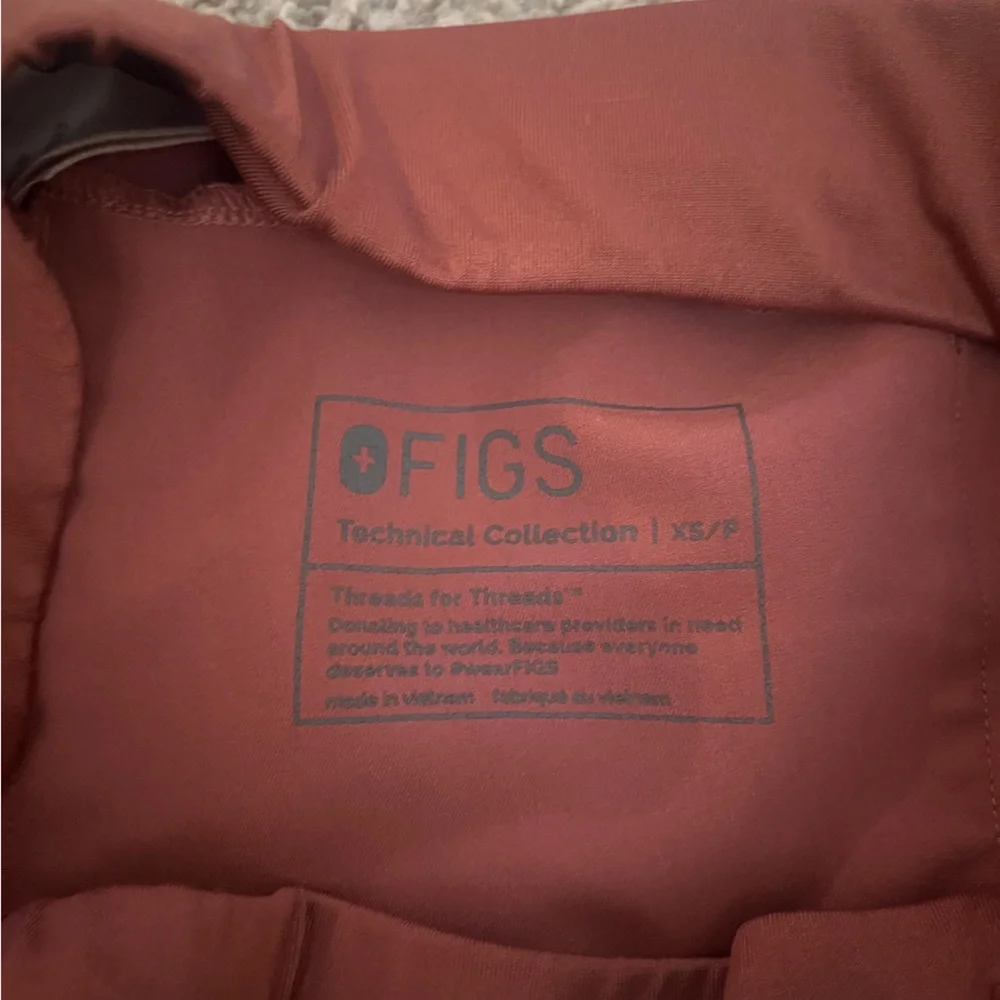 Mauve Taldora - Petite Skinny Jogger Scrub Pants - Picture 6 of 6